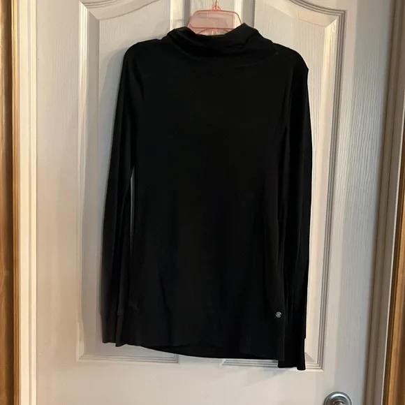 Bench Sweater - Picture 4 of 5